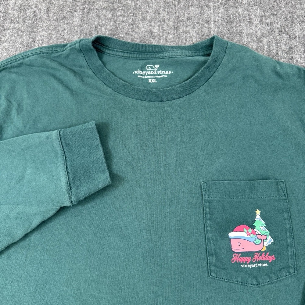 Vineyard Vines Men XXL Happy Holidays Christmas Long Sleeve Pocket T Shirt Green